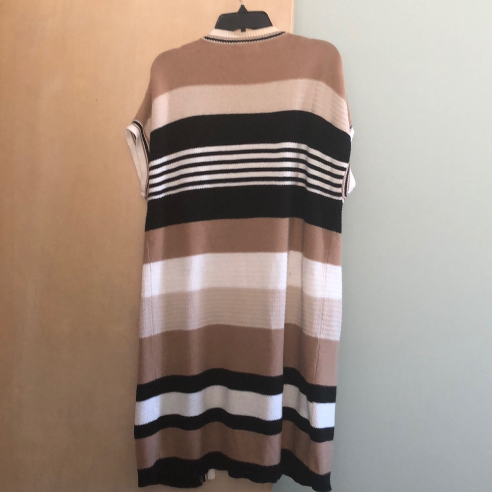 Sweater - Picture 2 of 2